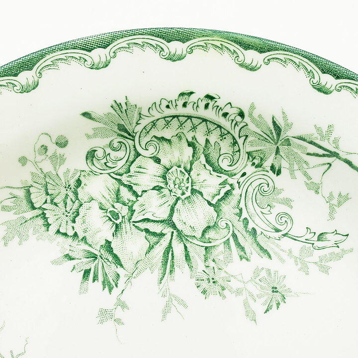 Carl-Harry Stålhane (Gröna Anna 1966) Three Plates with Green Flower Decor 18 cm