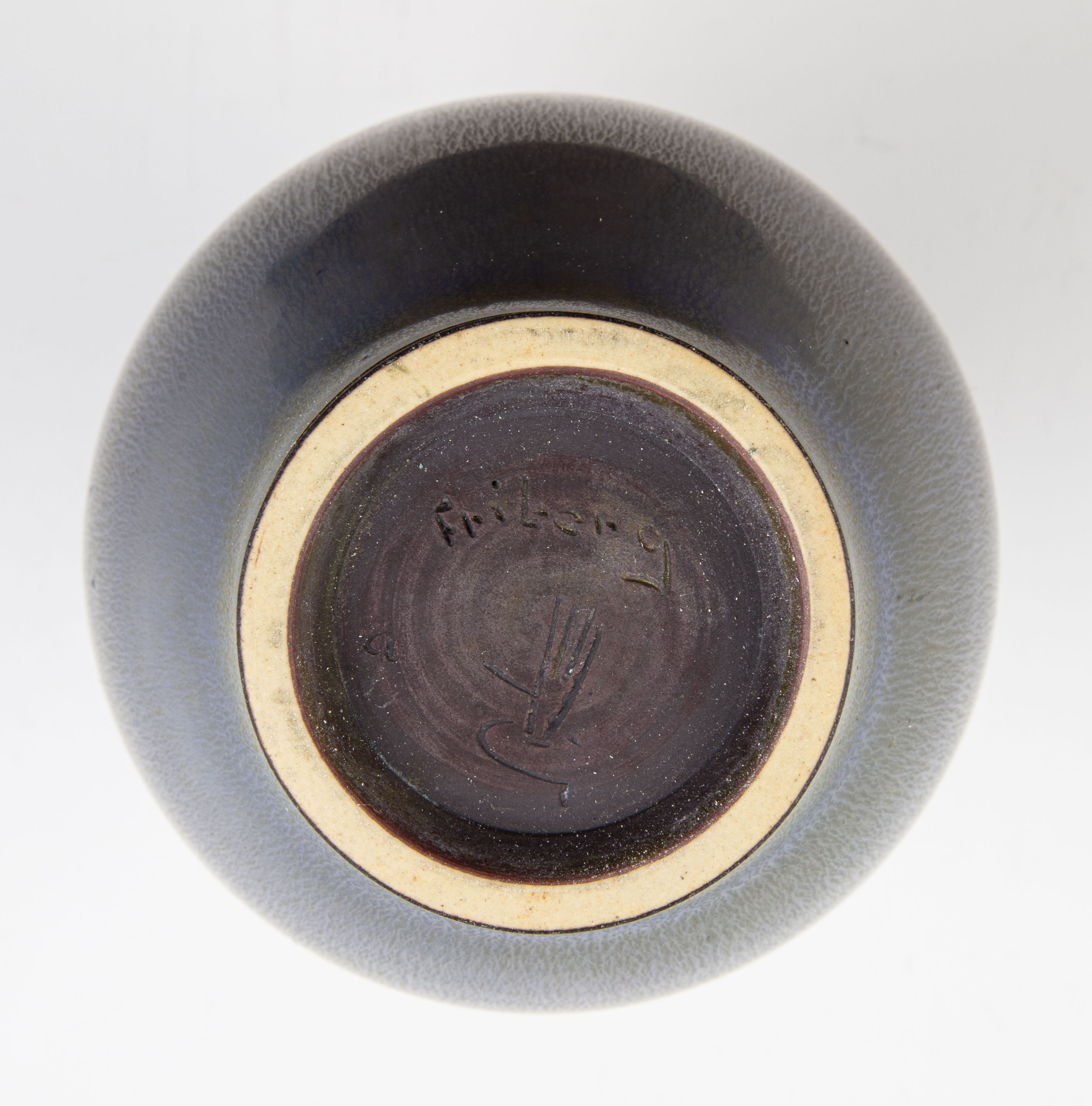 Vase - Studio hand - 5