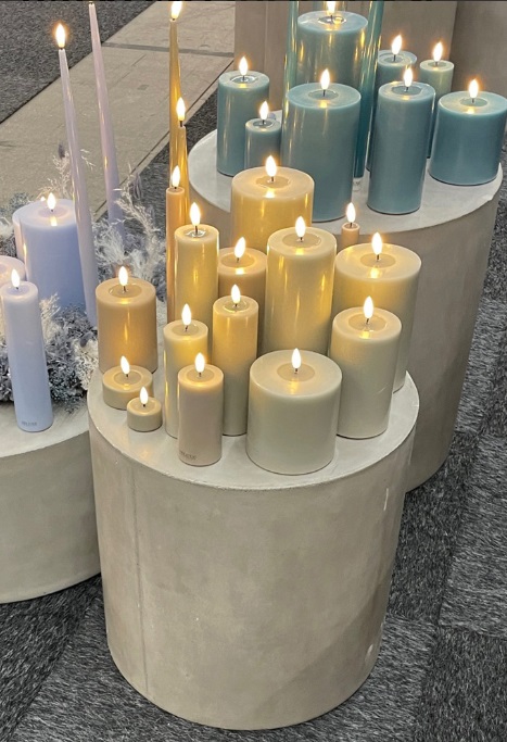 Deluxe Homeart - Outdoor Block Candle - Dust Sand - 7.5x12.5 cm - 5