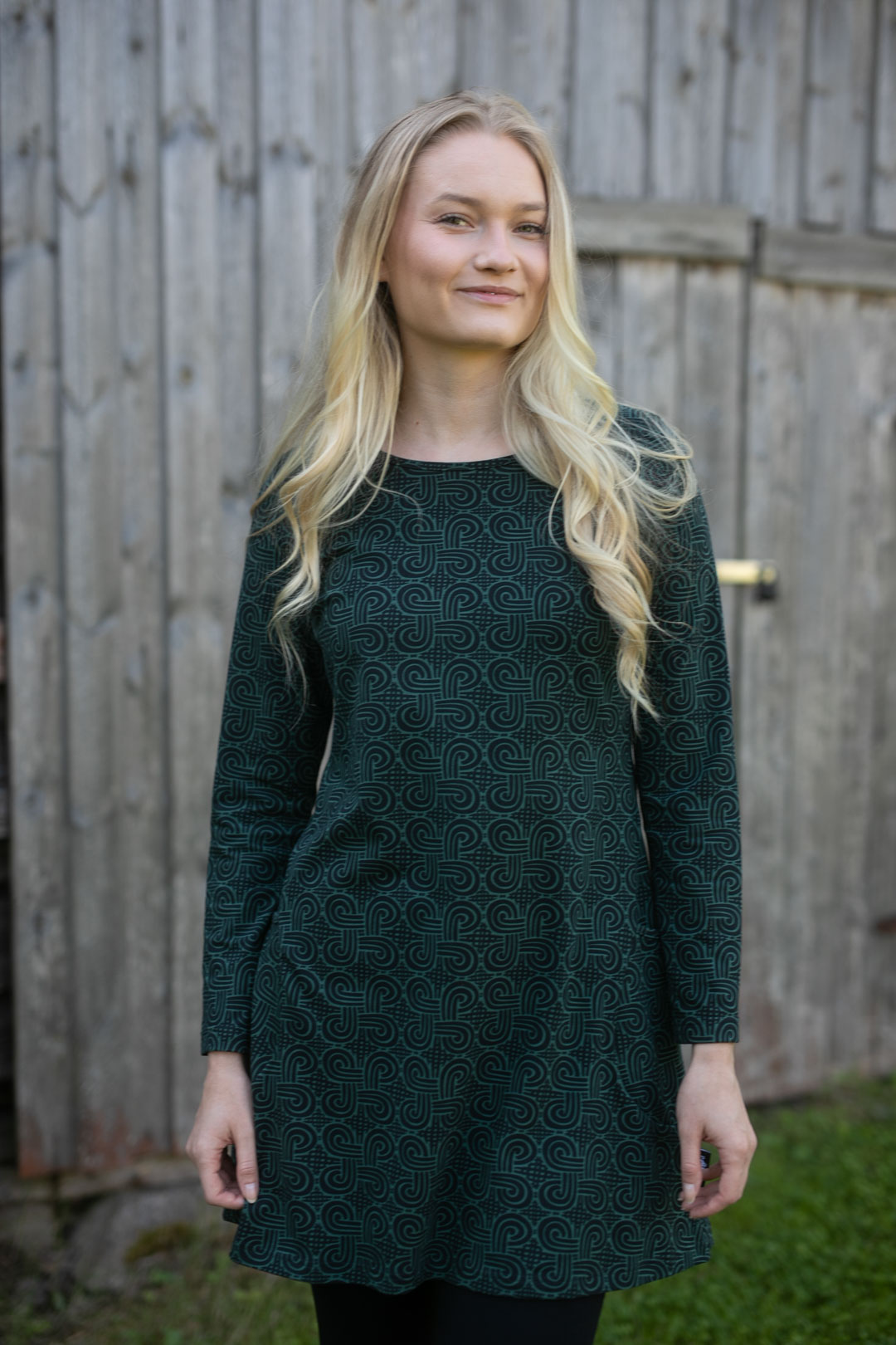 LOOPED SQUARE - DARK GREEN - 3