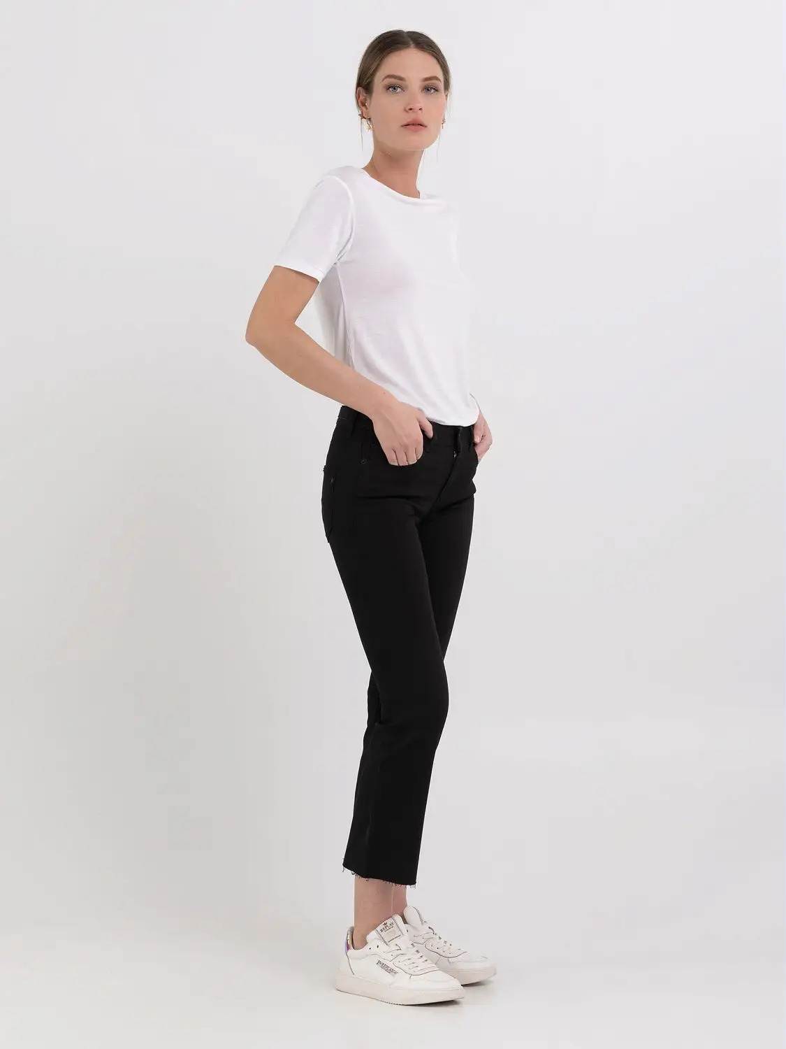 Replay Bootcut Flare Fit Faaby Jeans - 3
