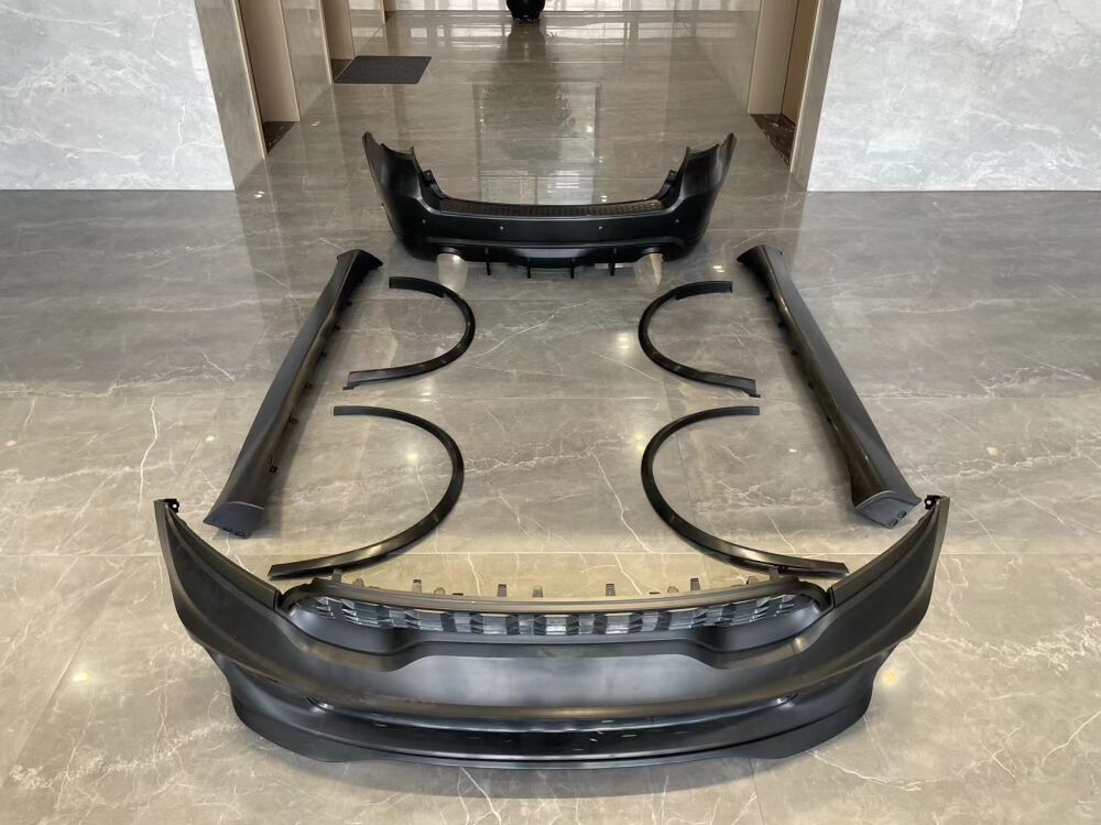 2021 SRT HELLCAT Body Kit - Front & Rear Bumper, Diffuser, Side Skirts (DURANGO 14-22) - 9
