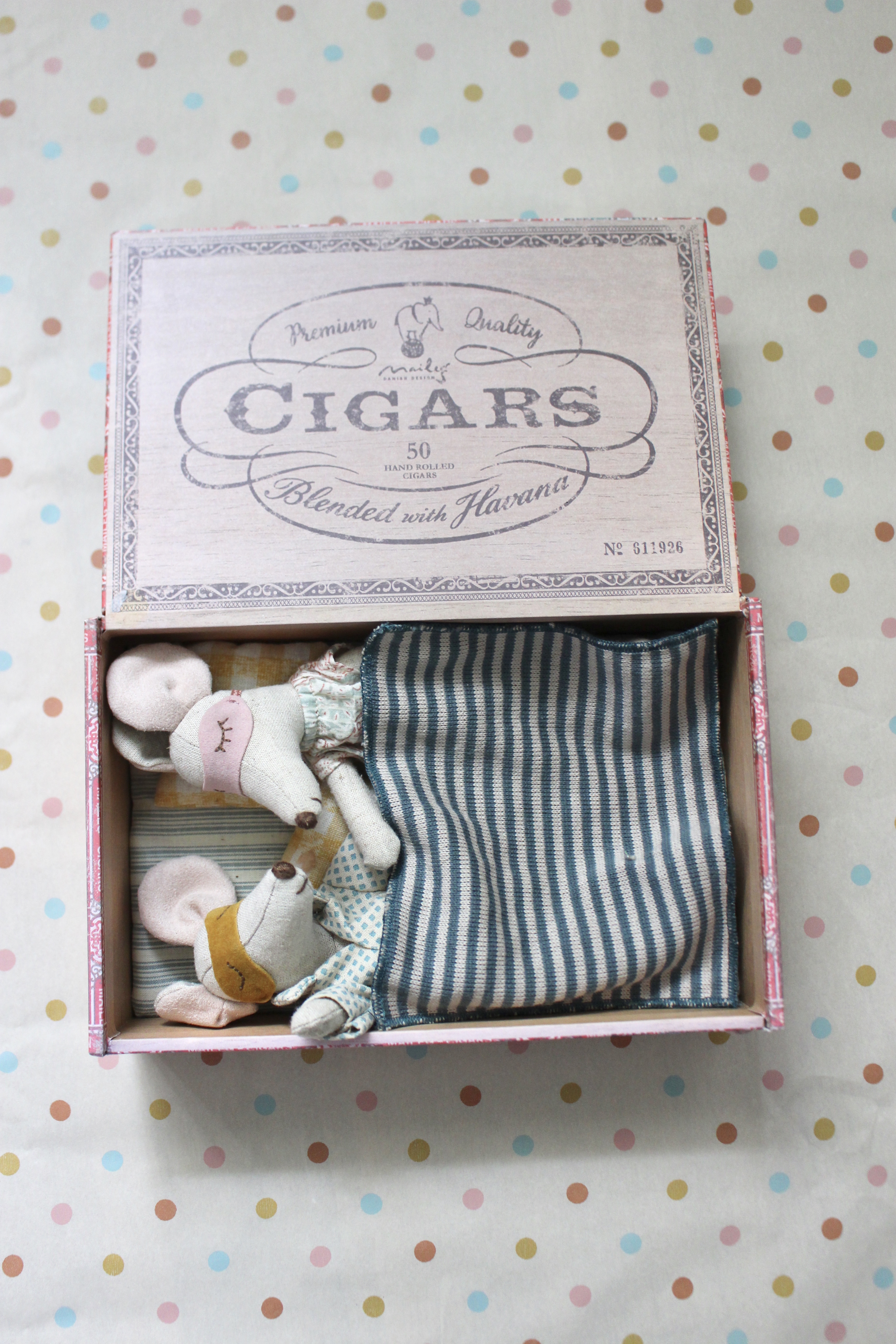 Cigarrlåda med mamma och pappa - 2