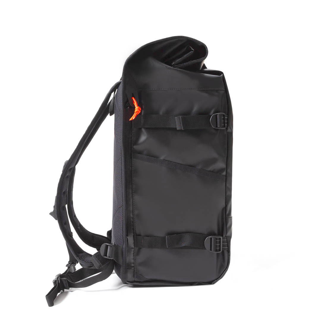Restrap Rolltop Backpack 40L Black - 4