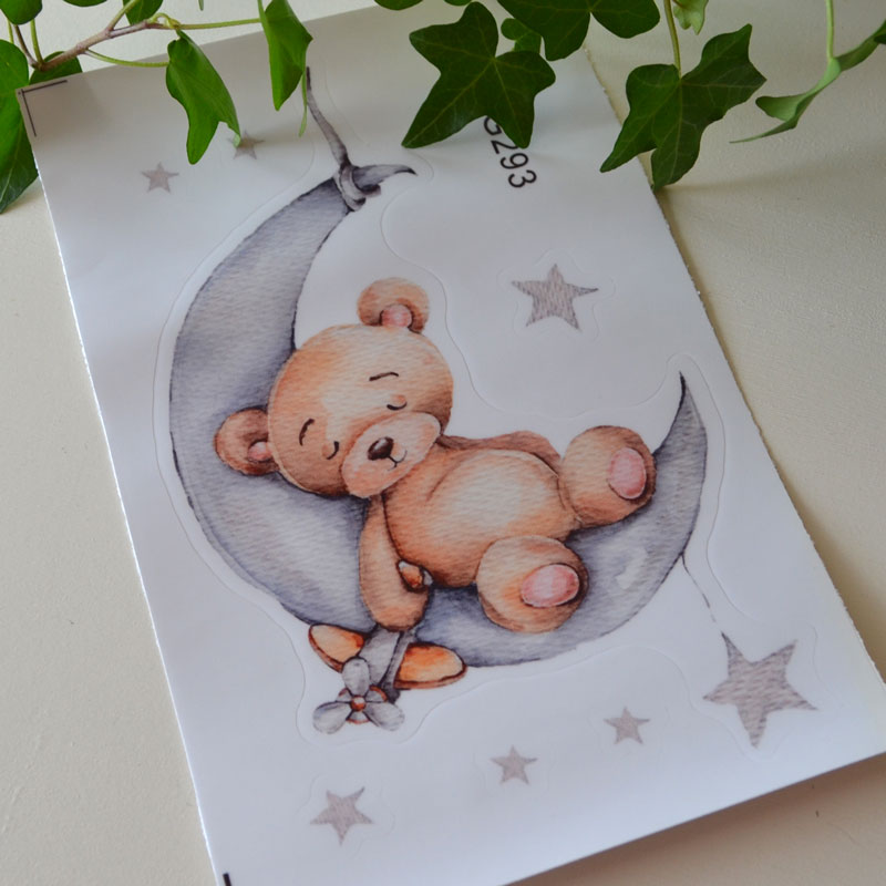 Stickersdekal - nalle på månen