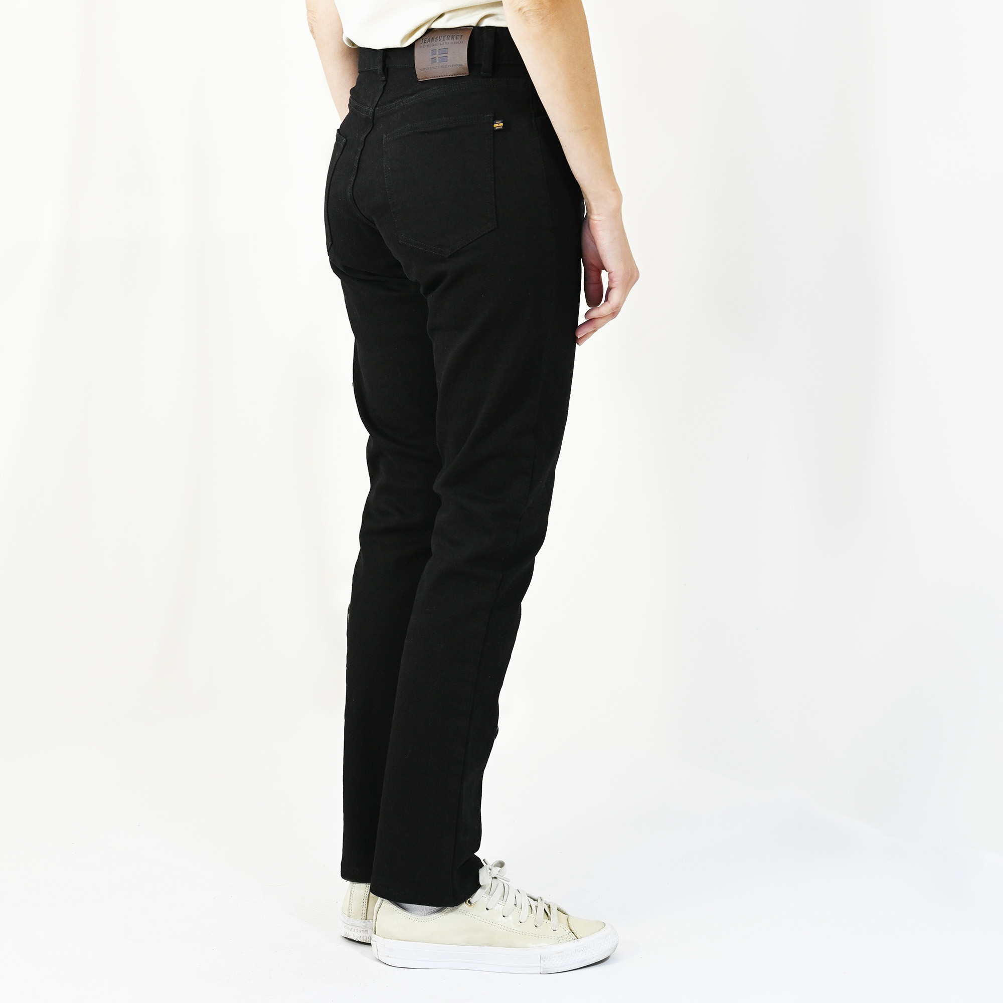 JV002W Schwarze Stretch-Jeans 