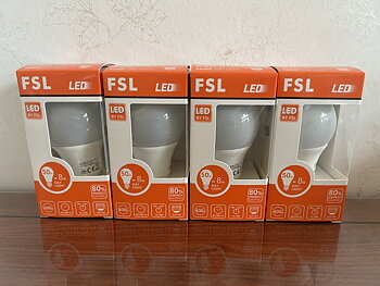 Paket 4st 8W E27 6500K LED Lampa Glob Normallampa 