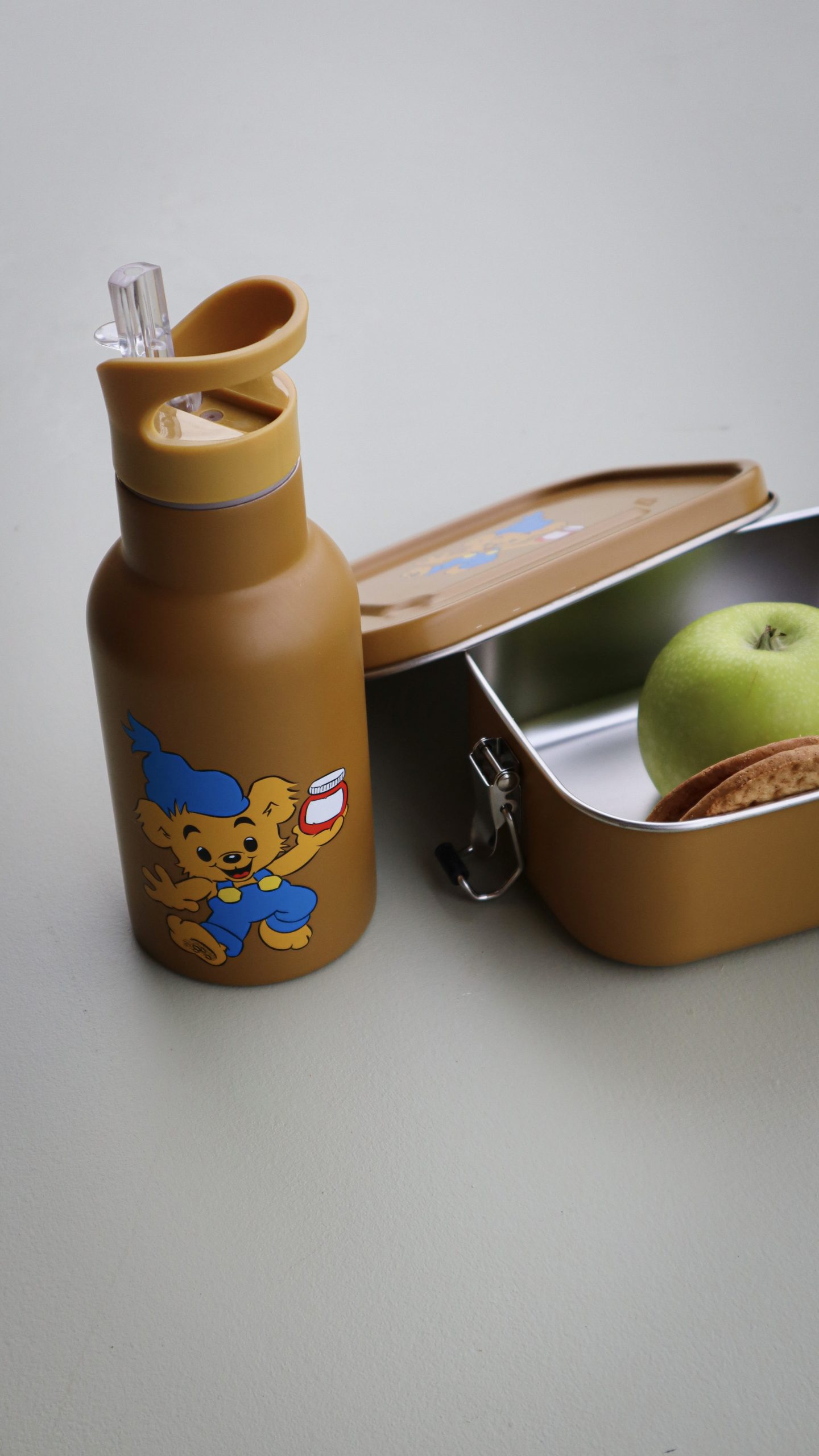 Brun sutteflaske med bamse motiv