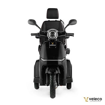 Prisbelönt Promenadscooter med Kaptensäte Framifrån Turris Svart även kallad permobil