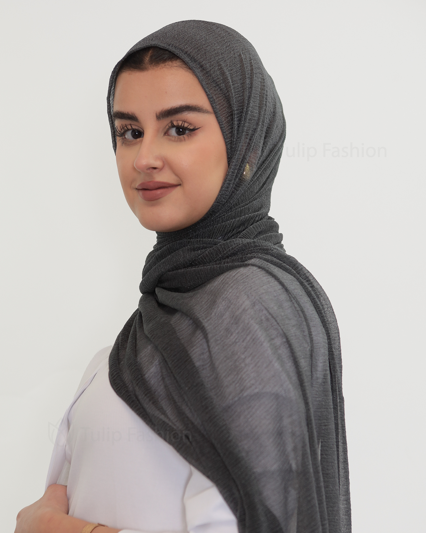 Hijab - Shiny Crinkle - Dark Gray - 2