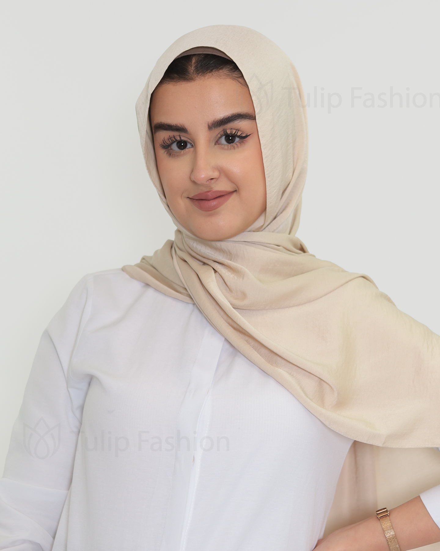 Hijab - Crinkle Satin - Beige