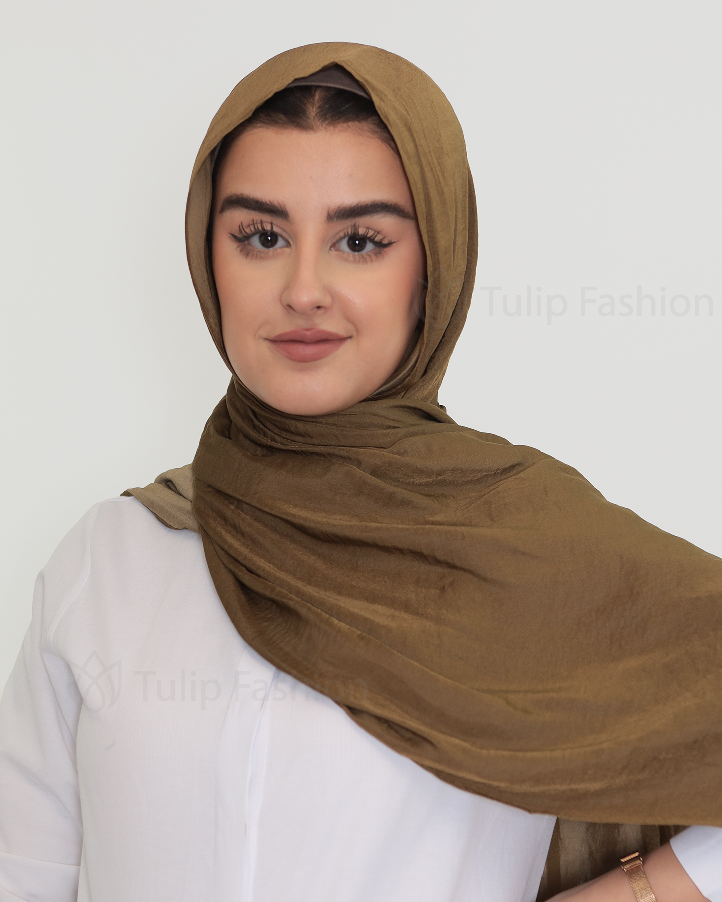 Hijab - Crinkle Satin - Dark Brown