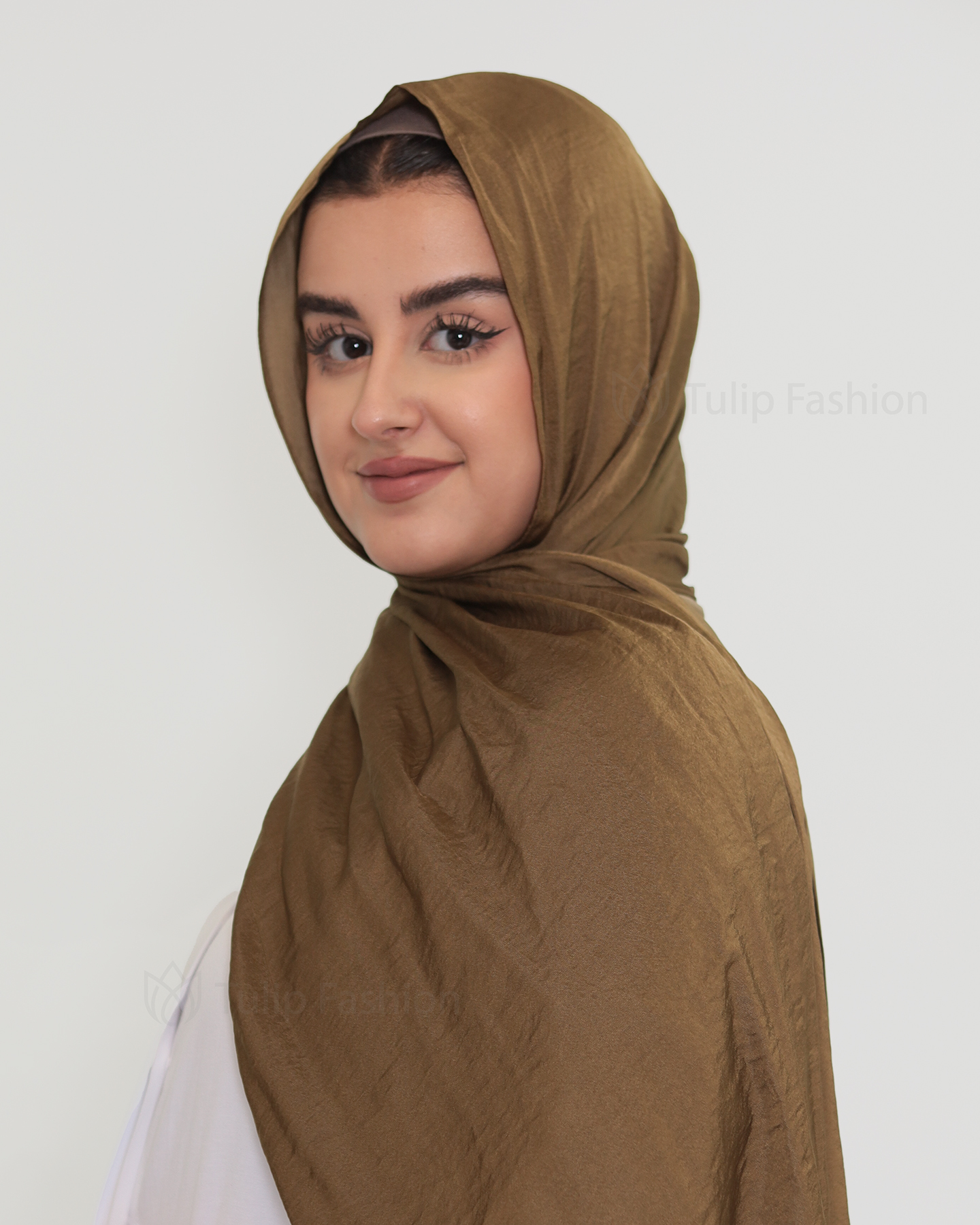 Hijab - Crinkle Satin - Dark Brown - 2