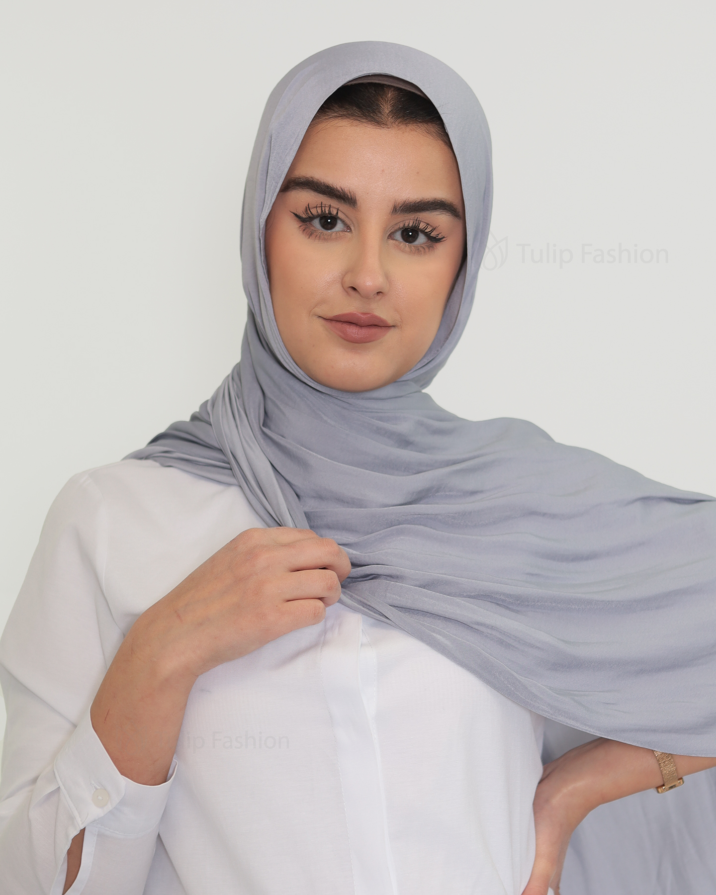Hijab - Crinkle Satin - Gray
