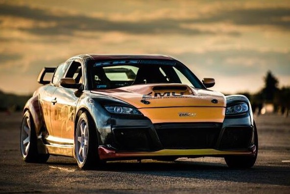 Mazda RX8 - Huv med luftintag