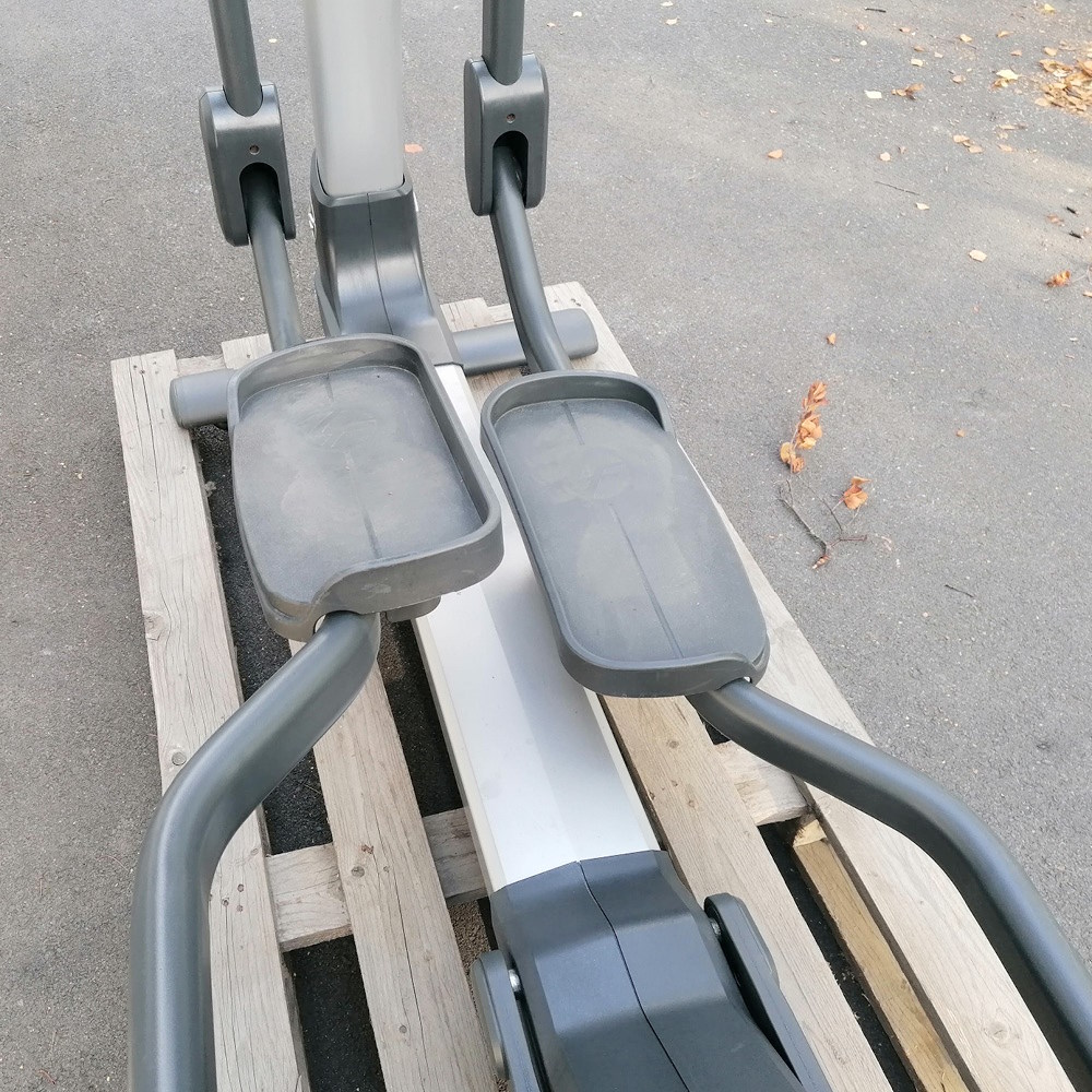 Life Fitness 95x Inspire Crosstrainer  - 5