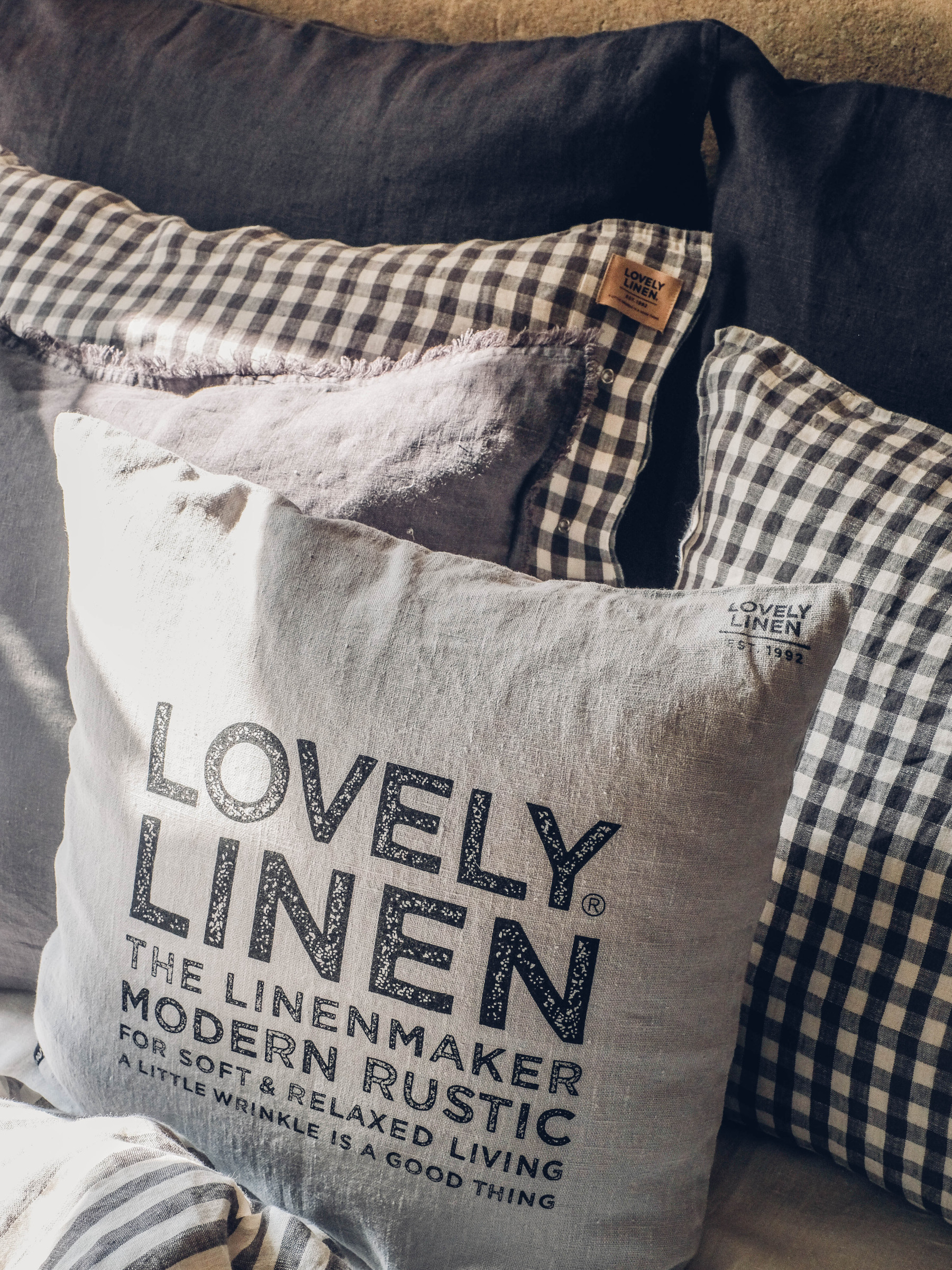 Linen square sale pillow cases