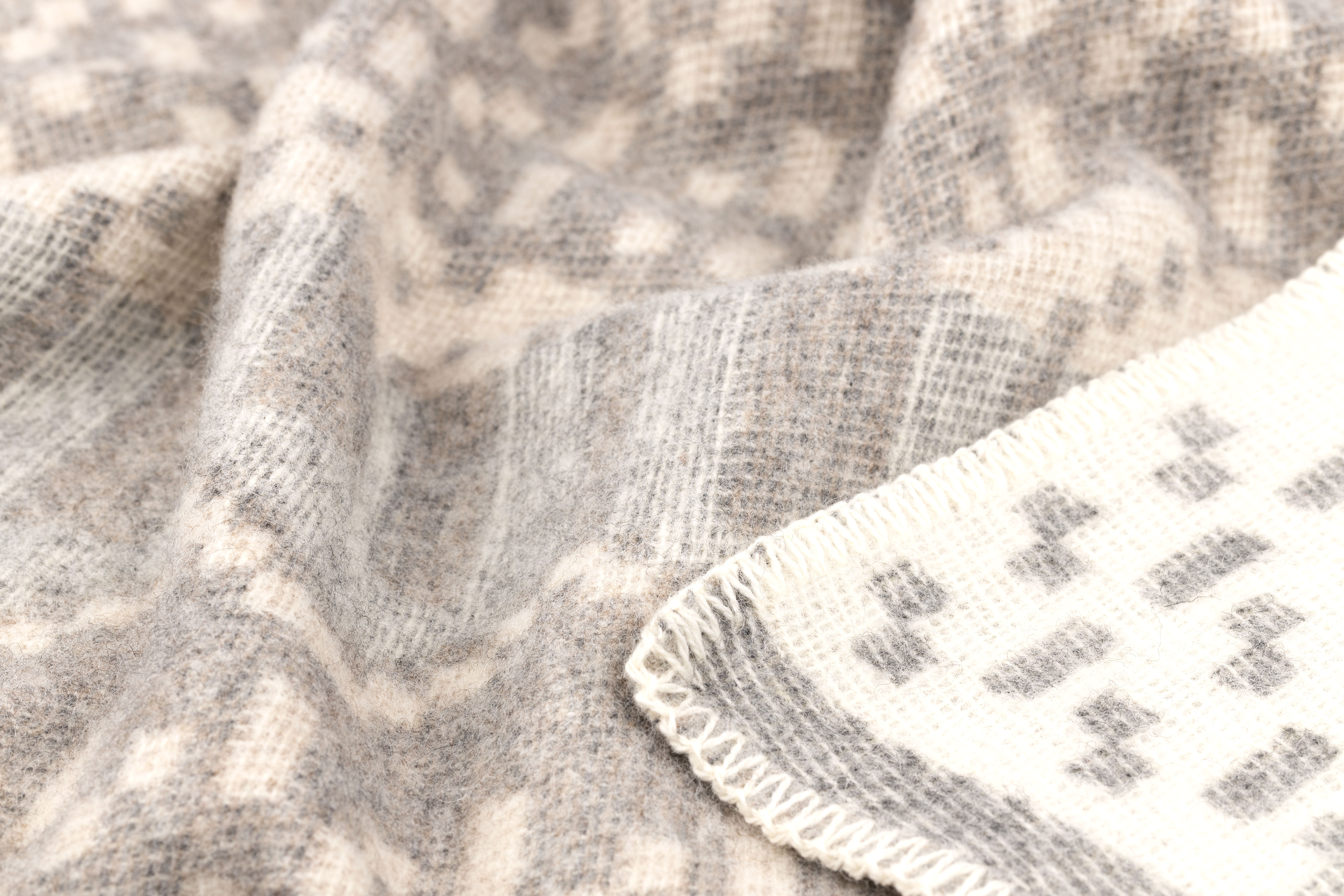 SKAFTÖ SNÖ, WOOL BLANKET, 90 x 130 cm - 4