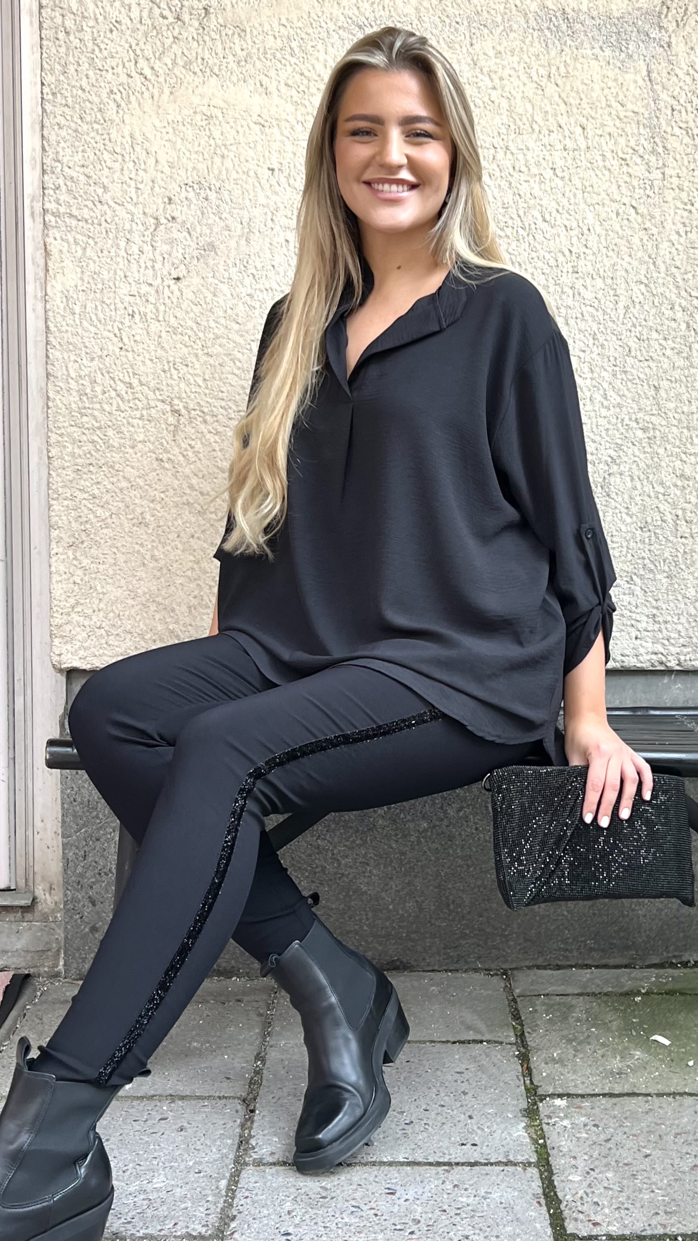 Byxa Shantal med revär - svart - 3