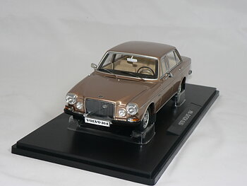 Volvo 164   1970   Gold Metallic  1:18 Triple 9