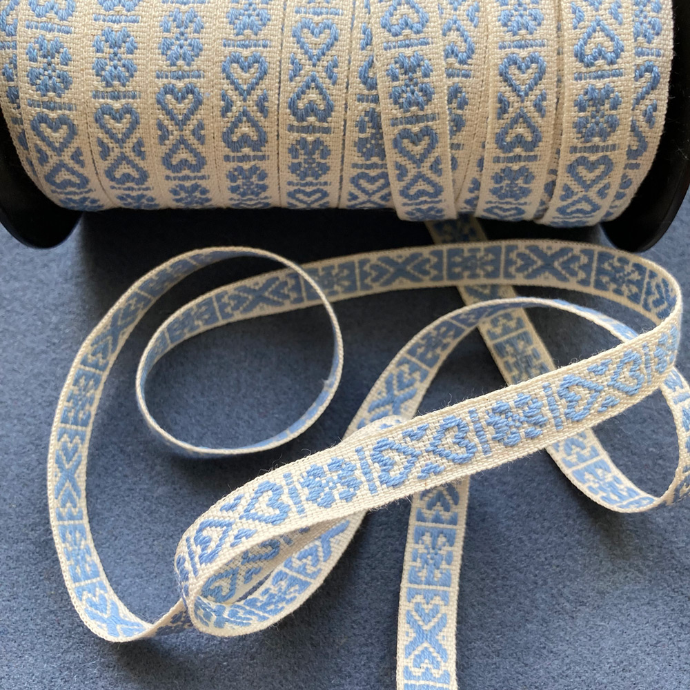 Folk art ribbon 11mm hearts light blue on unbleached white 1241-12 - 2