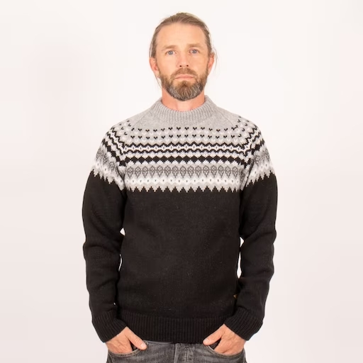 Sätila - Sarek Sweater - Black