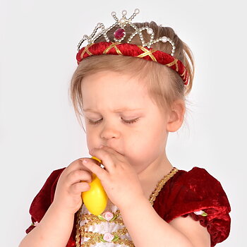 Tiara Sammet röd