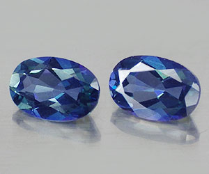 Topacio azul azotico ovalado de 6x4 mm calibrado a juego, peso total 1,20 ct - 3