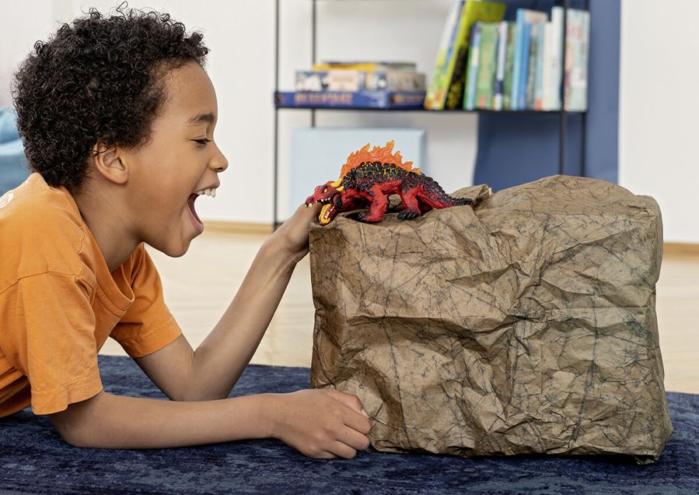 Schleich Magma Lizard - 3