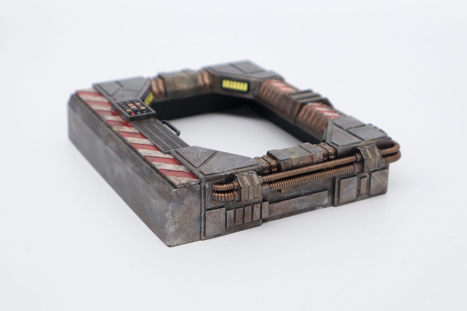 Hand-Sculpted & - Painted MINI-SCREEN  - 4
