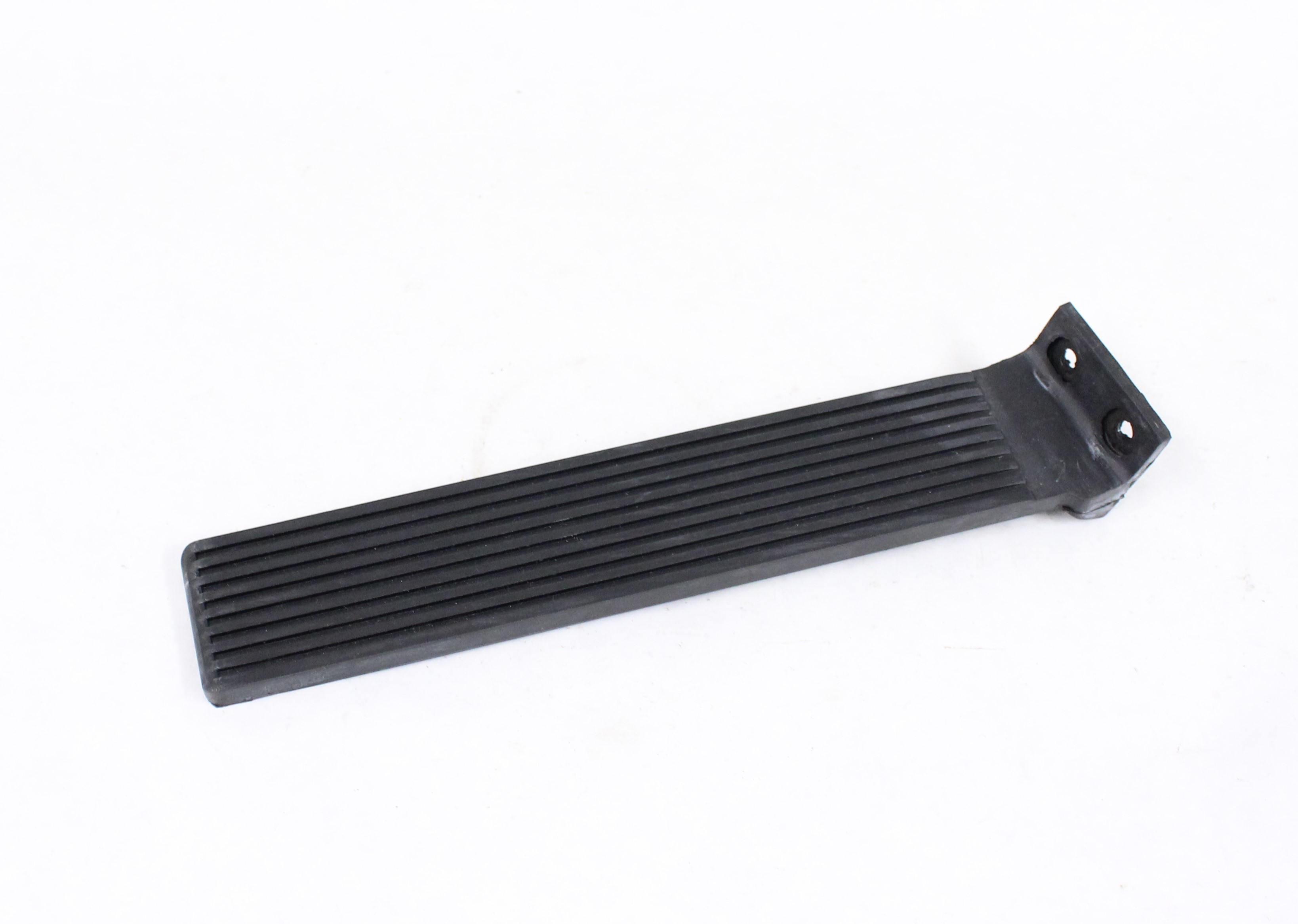 Throttle pedal, P1800