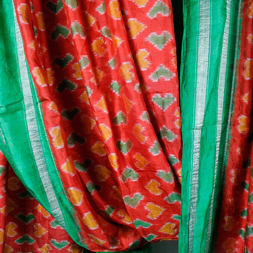 Grön-Röd Ikat SidenSari  - 2