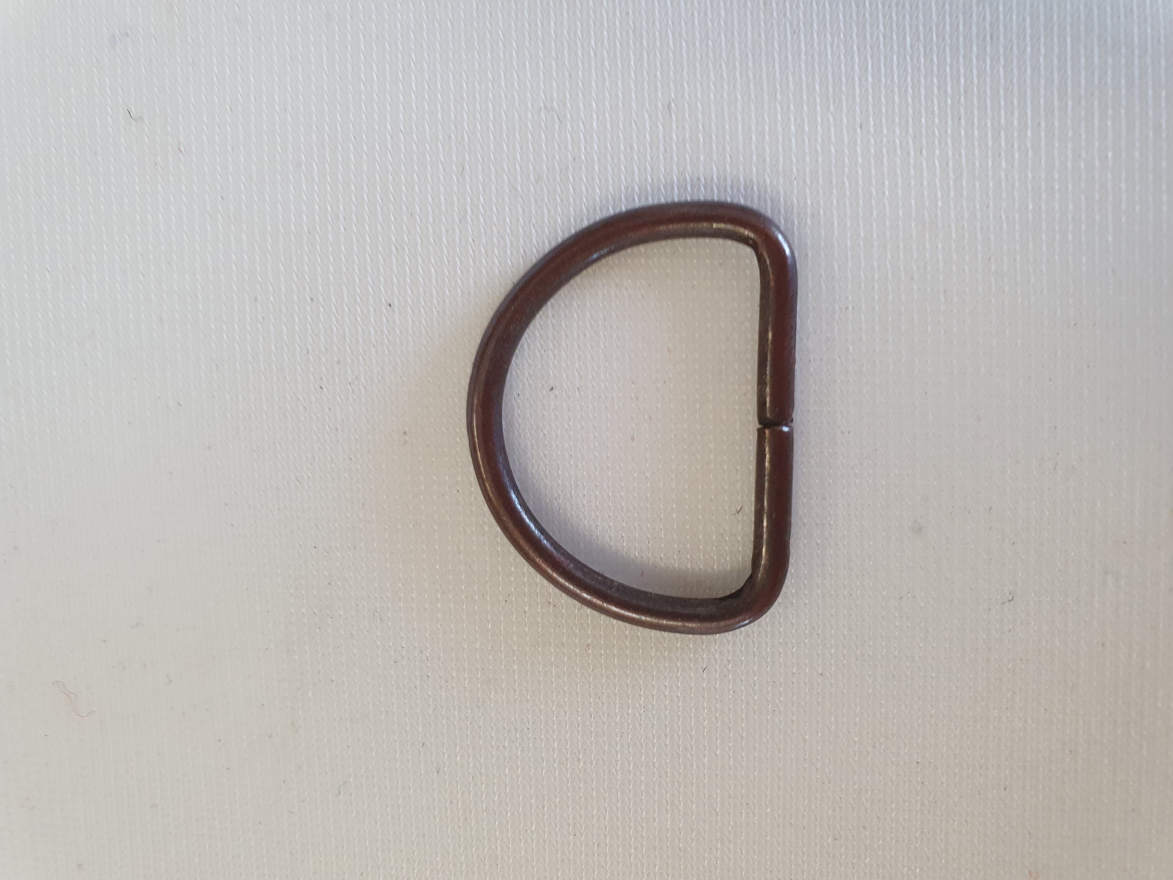 D-ring osvetsad  25X17X2,5 mm Oxid
