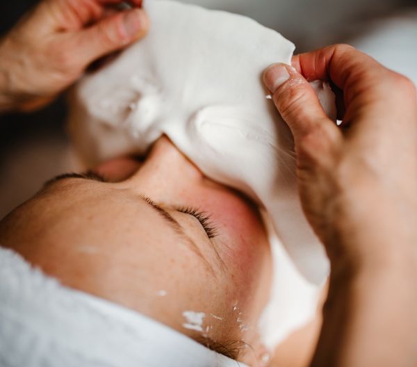 Plus tillval på M PICAUT ansiktsbehandling Ampuller & specialmasker 25 min - 3