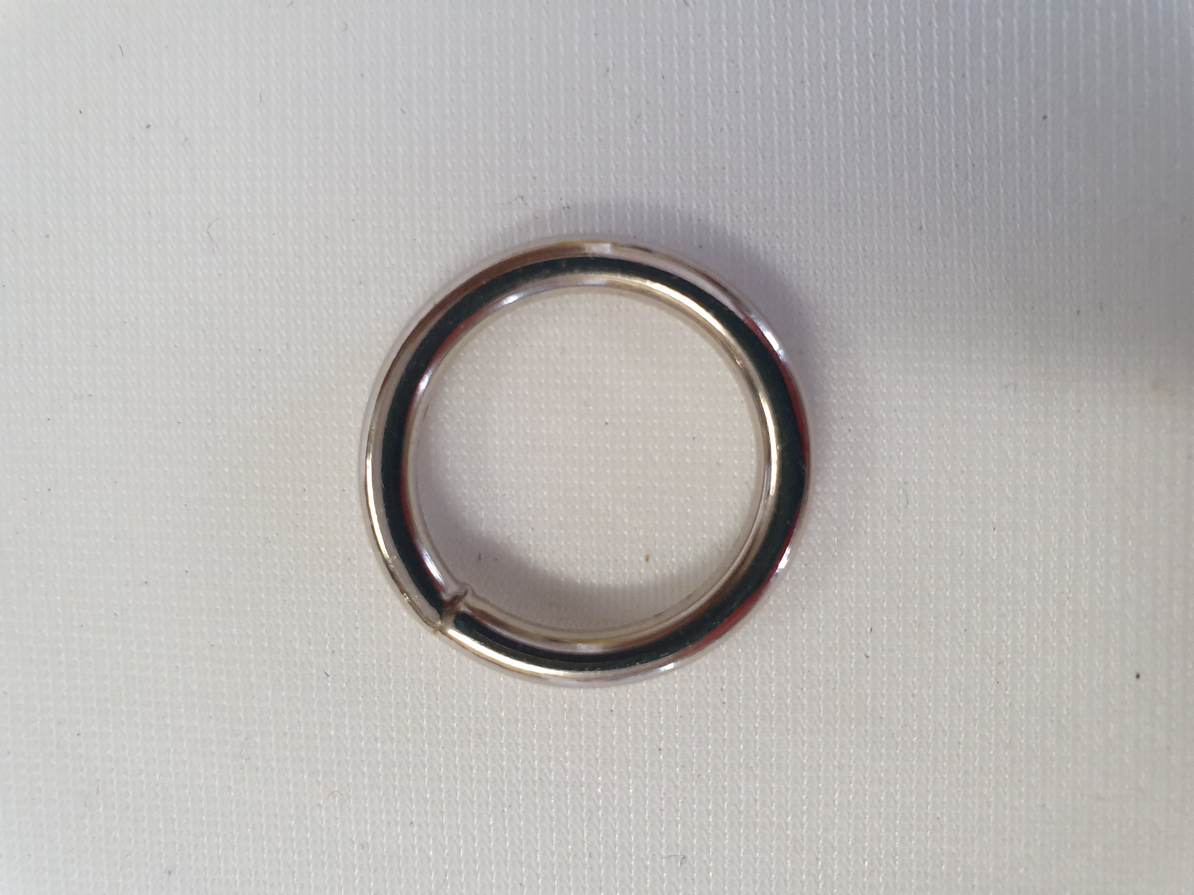 O-ring svetsad 18x3mm Förnicklad