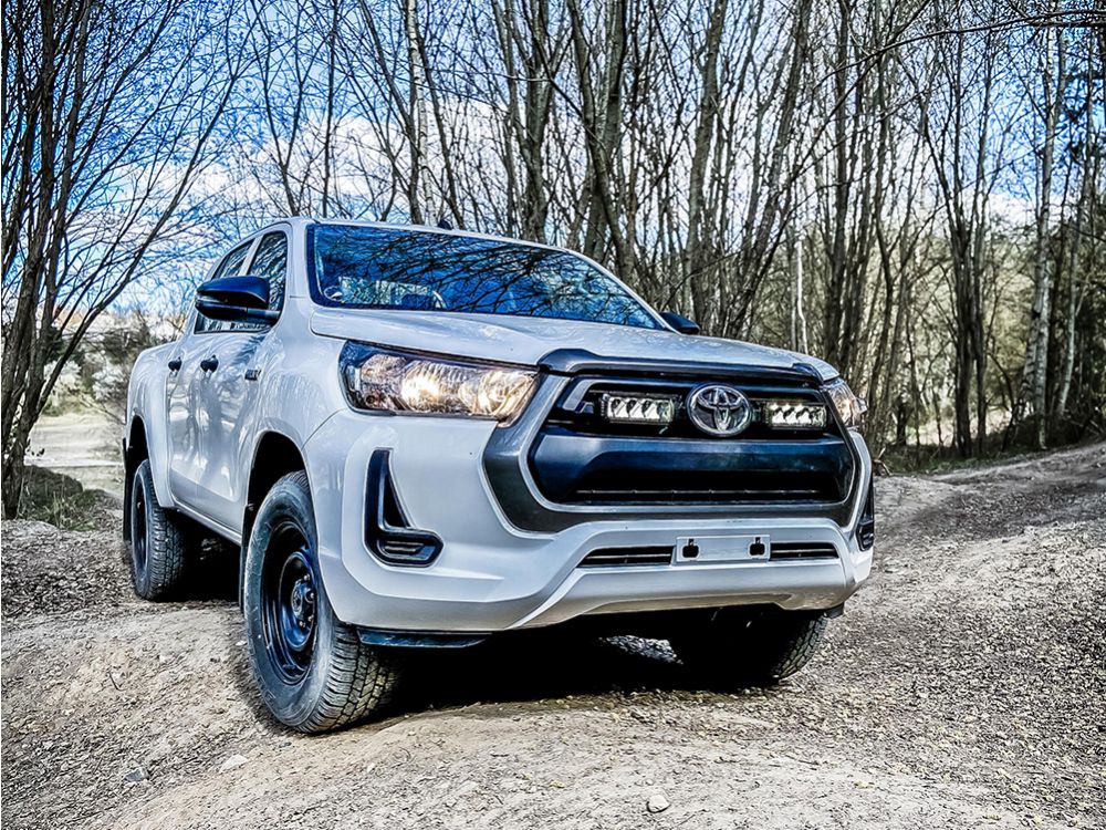 Toyota Hilux 2021+ Lazer Led-rampskit Grill Triple-R 750 Std