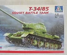 T-34/85 Soviet Tank  1:35  Italeri