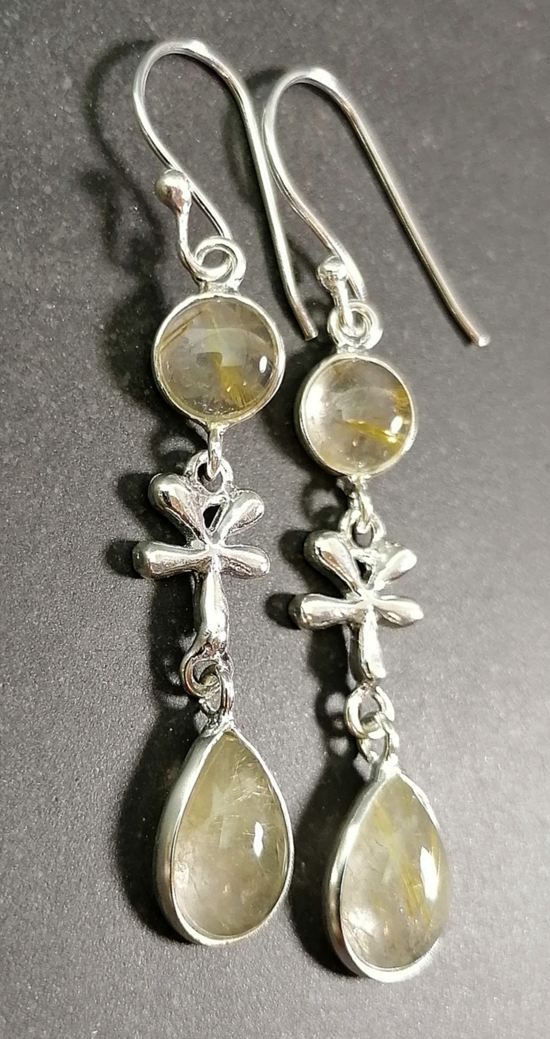 Silver Örhängen med Cabochon i Rutilkvarts