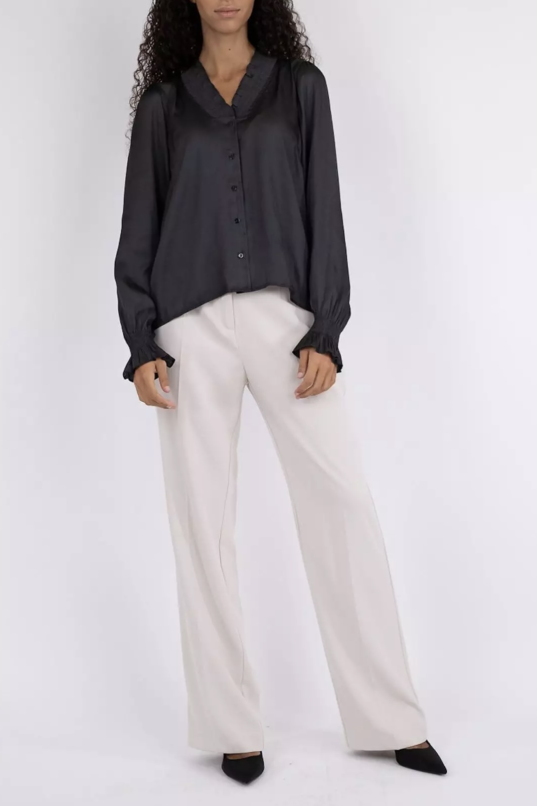 Neo Noir - Brielle Satin Blouse Black - 2