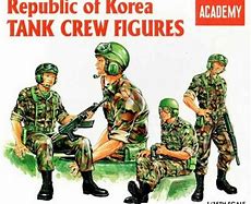 Tank Crew  Figures  1:35 Academy