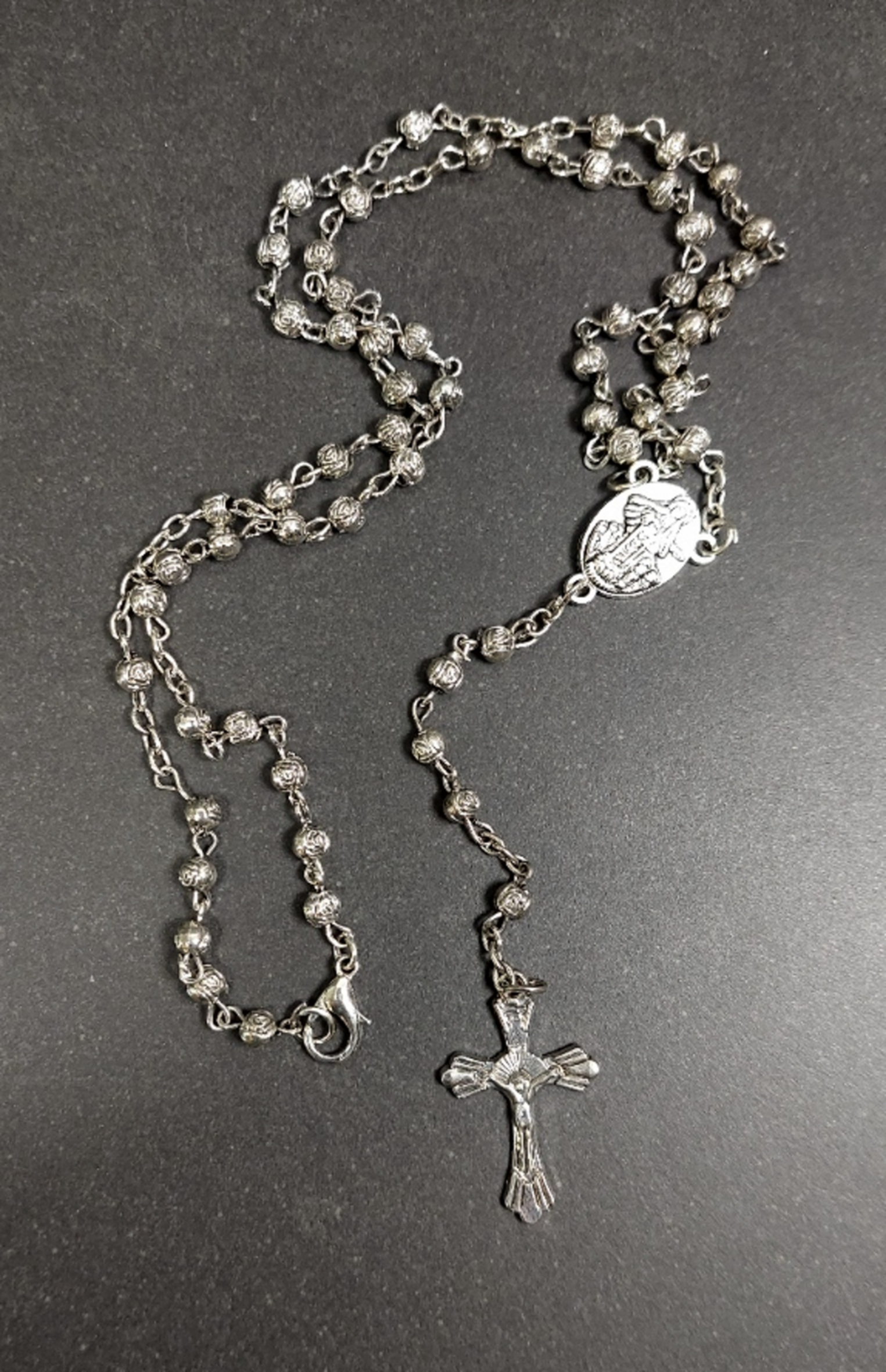 Kristna Radband med 4mm Metall Pärlor - Antik Silver Färg