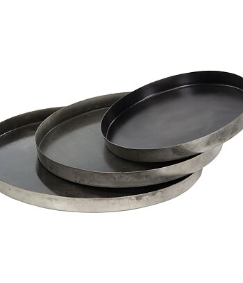 Rund bricka i metall 25 cm. Liten antik silver