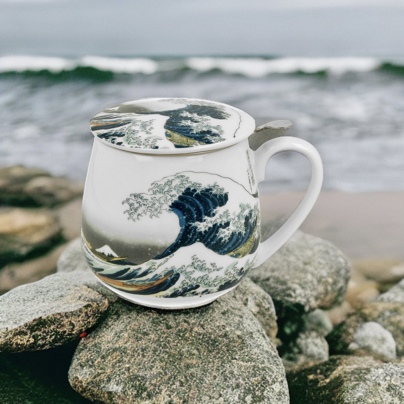 Hokusai : The Great Wave -  Mugg Barrel med tesil och lock i presentask - 4