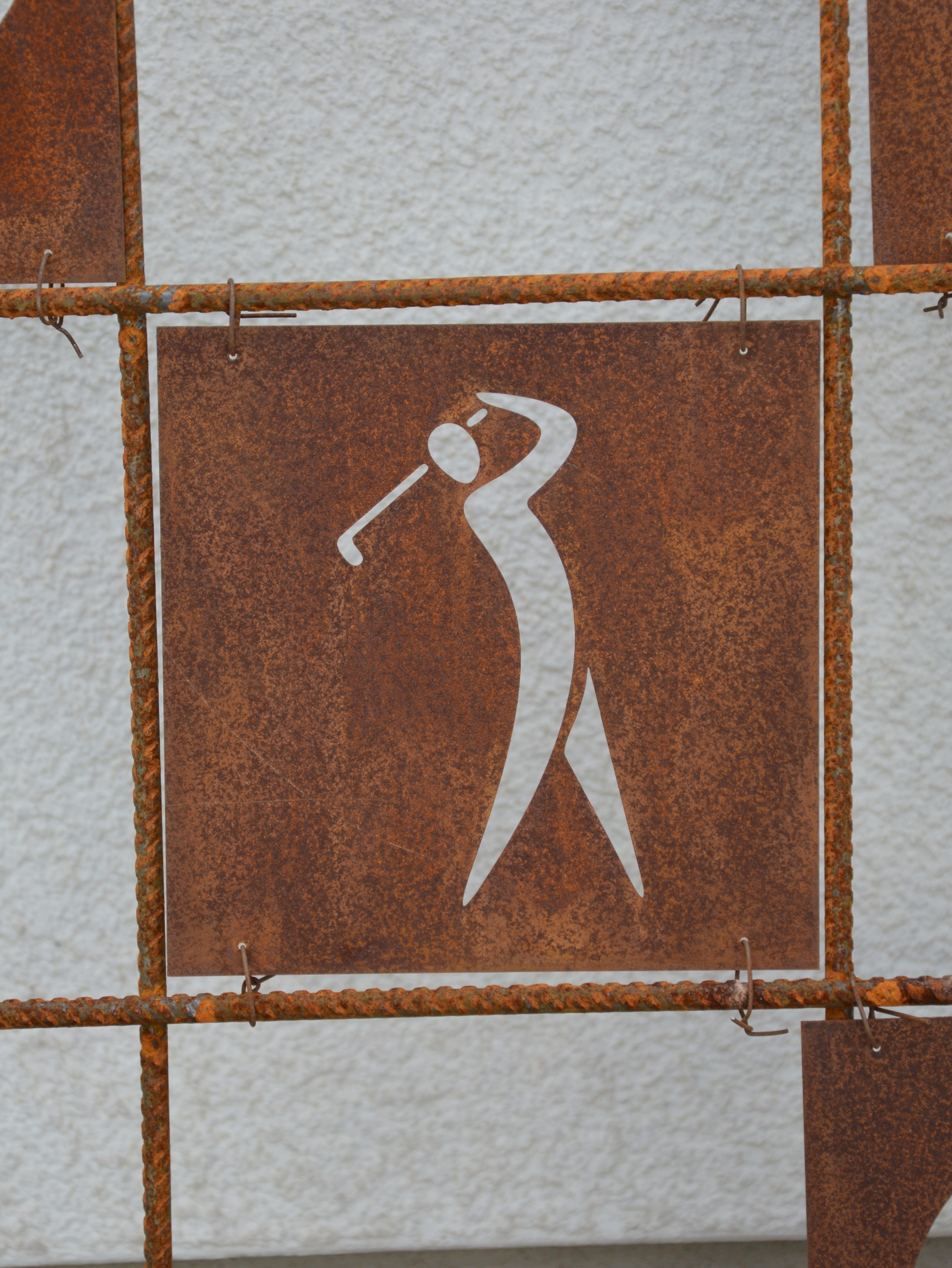 Rostig skylt till armeringsnät GOLFARE 14 cm