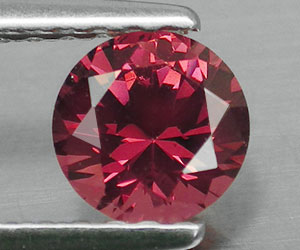 Impresionante piedra preciosa de granate rodolita natural con corte de diamante redondo de 5 mm - 3