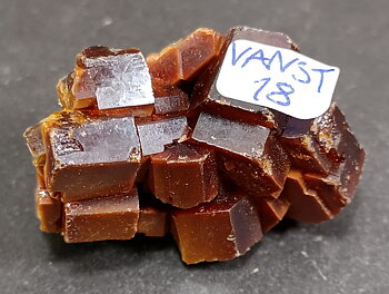 Vandanit kluster - AA+ kvalité - VANST18