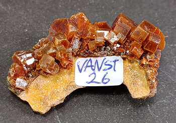 Vandanit kluster - AA+ kvalité - VANST26