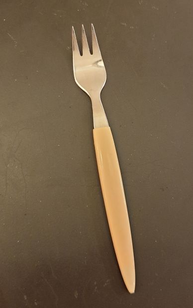 Pastella dessert fork off white