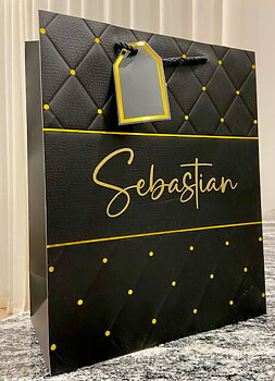 Presentpåse Med Namn Exklusiv Olika Färger