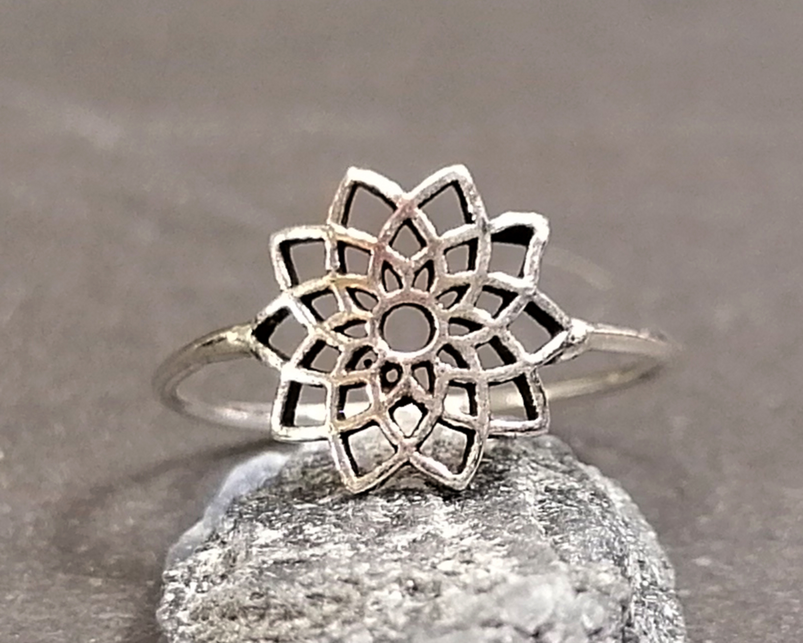 Tunn Silverring - Mandala Blomma - 3